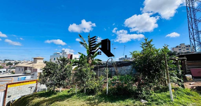 Lote a venda 360mts Bairro Cabral Contagem MG