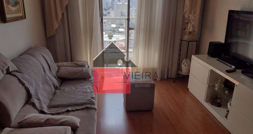 Amplo apartamento com 2 dormitórios, sala, cozinha, 2 banheiros, sacada, 1 vaga de garagem, à venda