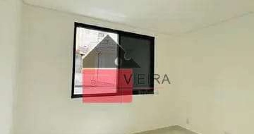Sobrado à venda, Chácara Inglesa, São Paulo, SP TRES DORMITORIOS, TRES BANHEIROS, POSSUE 170m2 exce