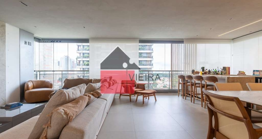 Cobertura  Vista Panoramica, 4 suites, 5 vagas, 410 m2 de area construida muito bem distribuida, à
