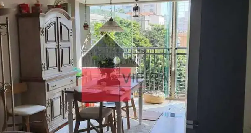 Apartamento à venda, 2 dormitórios, sendo 1 suíte, moveis planejados, sacada envidraçada, 1 vaga d