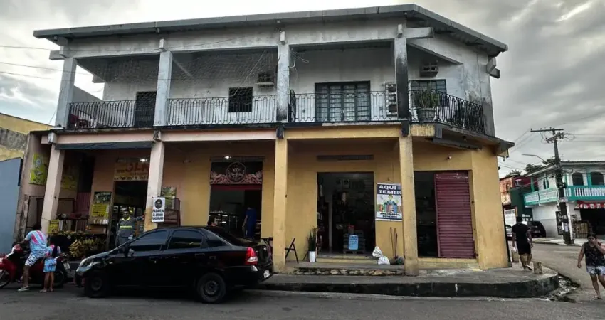 Prédio comercial no Bairro Da Paz, com 390m², todo alugado, rendimento ótimo mês no coração do bairro da Paz