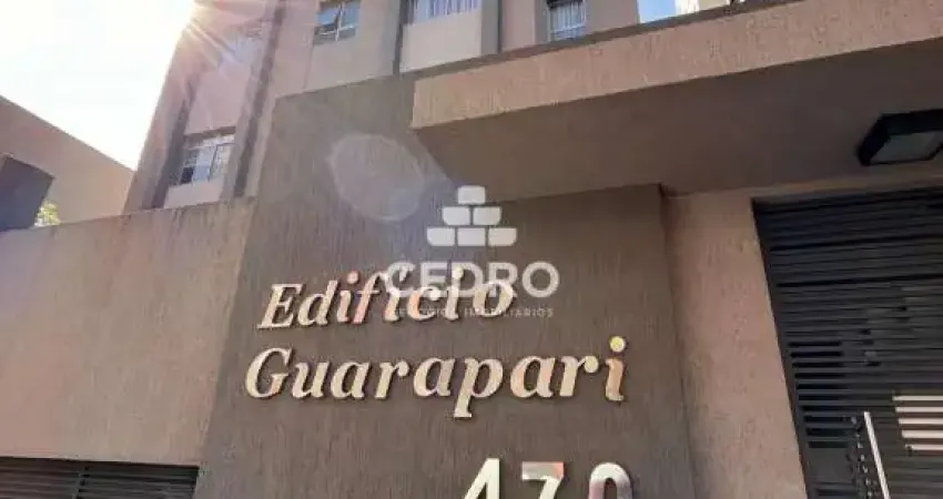 Apartamento com 3 quartos, sendo 1 suíte, no Centro