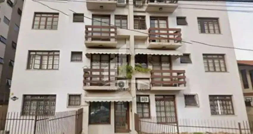 Apartamento térreo com 2 quartos no Santo Antônio!