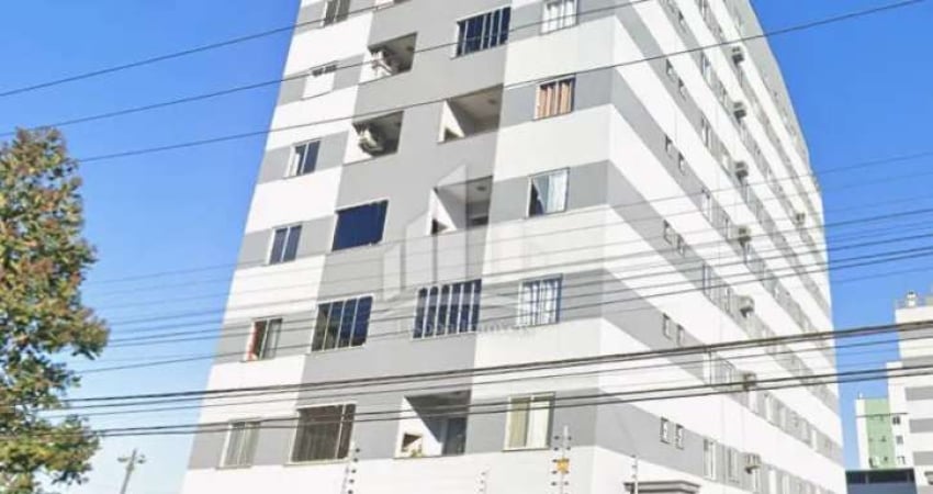 Apartamento com 2 dormitórios (1 suíte) no Costa e Silva!