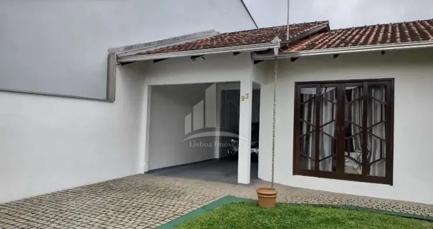 Casa com 3 quartos à venda na Rua Tuiuti, Aventureiro, Joinville
