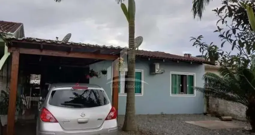 Casa com 2 quartos à venda na Rua Efeso, Paranaguamirim, Joinville