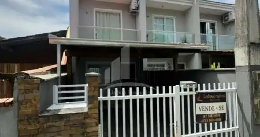 Casa com 2 quartos à venda na Rua Santa Luzia, 320, Aventureiro, Joinville