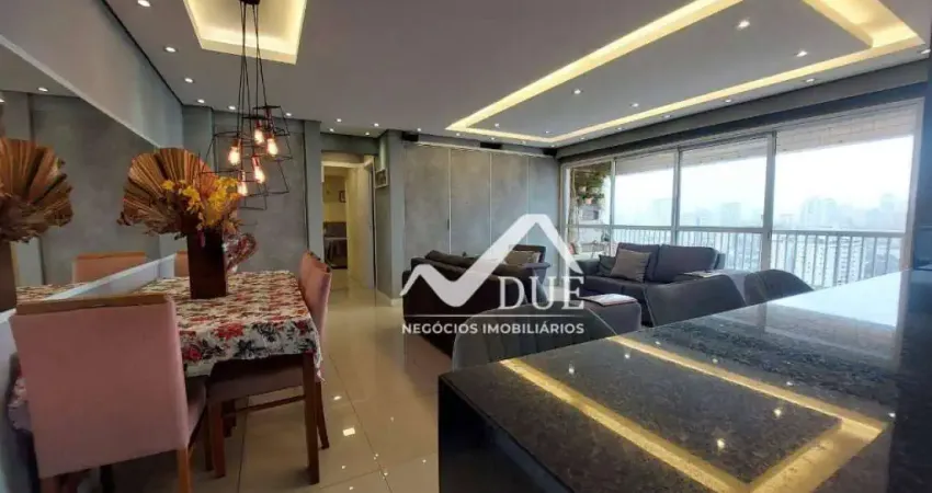 Apartamento em condominio clube, oriinalmente com 3 dormitórios e hoje com sala estendida.  1 vaga de garagem garantida e livre. PORTEIRA FECHADA