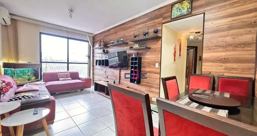 Apartamento com 2 dormitórios sendo 1 suite No Embaré. vaga demarcada, salao festas amplo, churrasqueira, e salao de jogos. Andar alto com vista livre