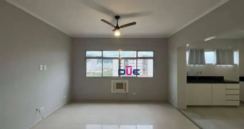 Apartamento reformado com 2 dormitórios e vista livre no campo grande, andar alto