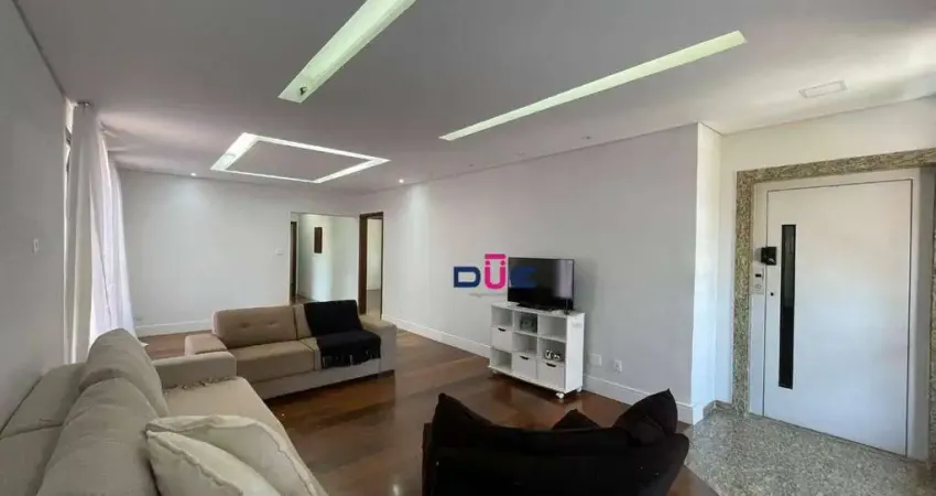 Apartamento com 3 dormitórios (1 suíte), dependência completa e 1 vaga demarcada no Embaré, Santos