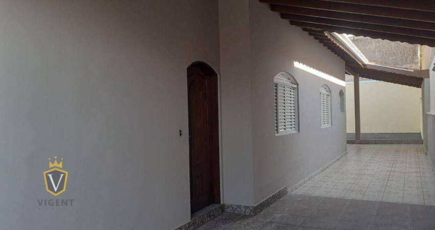 Casa com 3 dormitórios à venda, 143 m² por R$ 880.000,00 - Parque Eloy Chaves - Jundiaí/SP