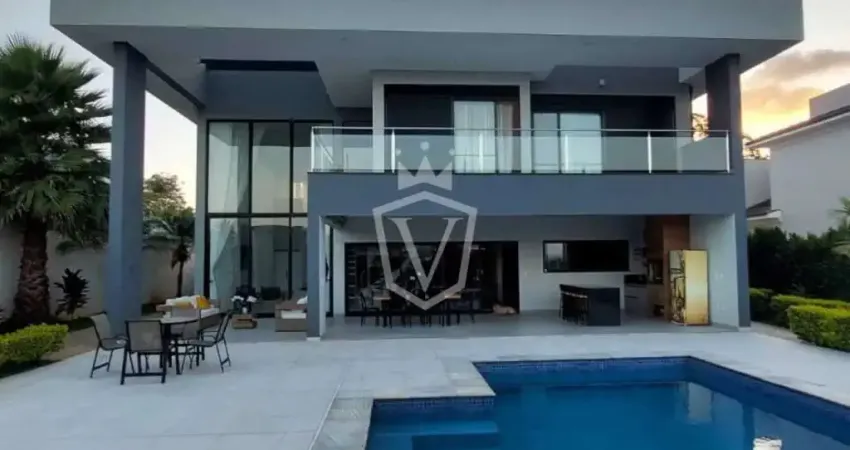 Casa com 4 suítes à Venda no Condomínio Quinta das Paineiras, Jundiaí-SP