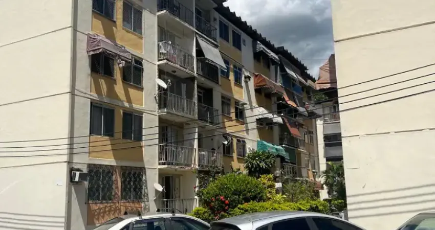 Apartamento com 2 quartos para alugar na Rua Frei Luiz Alevato, 539, Taquara, Rio de Janeiro