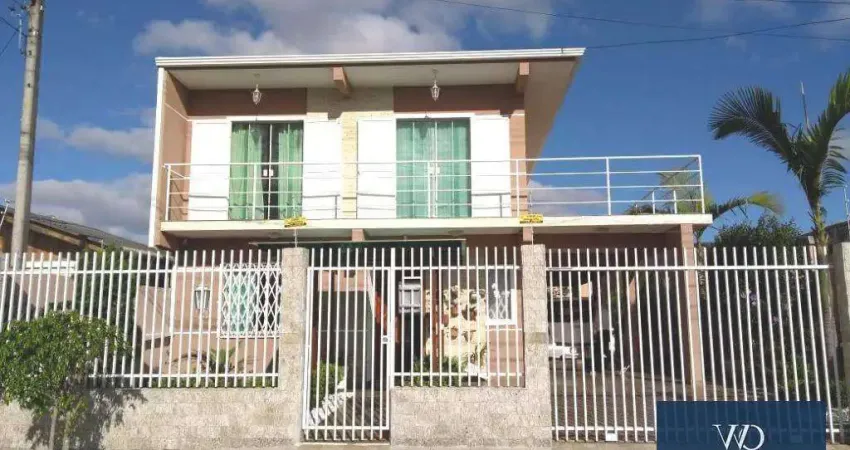 Sobrado com 3 dormitórios à venda, 180 m² por R$ 900.000,00 - Afonso Pena - São José dos Pinhais/PR