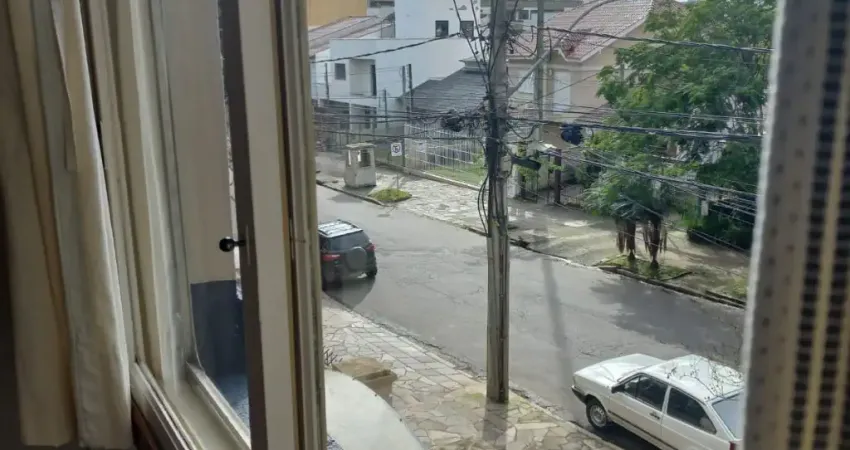 apartamento com sacasa de frente  de 2 quartos, 2 banheiros, 1 vaga de garagem