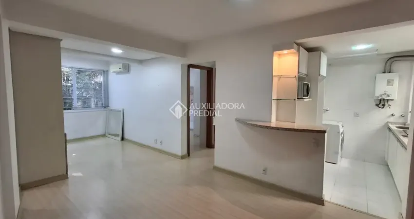 Apartamento com 1 quarto à venda na Rua Santo Antônio, 893, Floresta, Porto Alegre