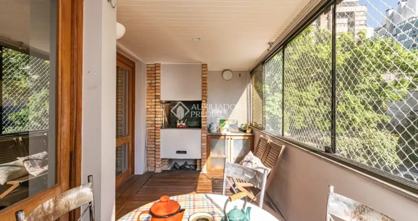 Apartamento com 2 quartos sendo uma suíte com vaga na silva jardim , bela vista , porto alegre.