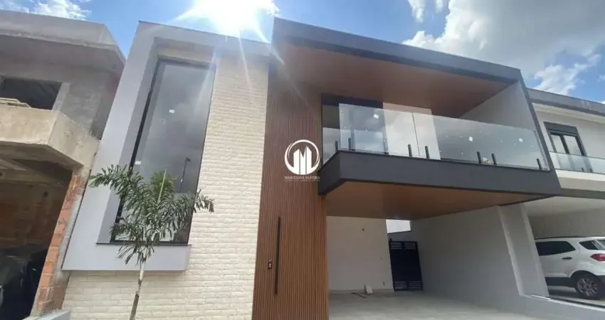 Casa em Condomínio 04 dormitórios - Medeiros / Jundiaí