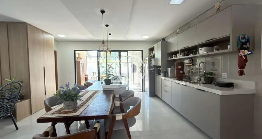 Casa com 3 suítes - loteamento reserva ermida - bairro eloy chaves - recanto qua