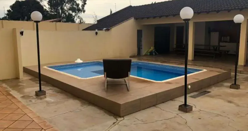 Casa com 4 quartos à venda na Rua João Gilberto Santos, ., Tucano, Londrina