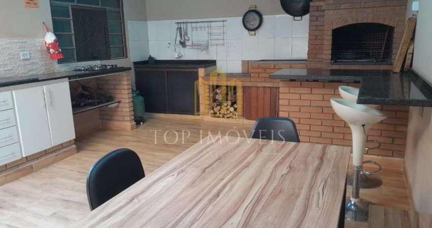 Lindo sobrado de 3 dormitorios com 1 suite e area gourmet no Bosque do Ipes Zona Sul de Sao Jose dos Campos