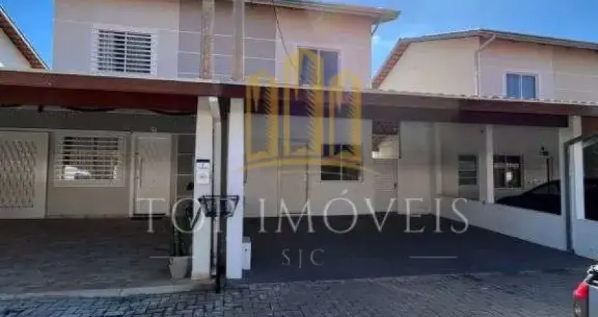 Sobrado com 3 dormitorios em condominio fechado