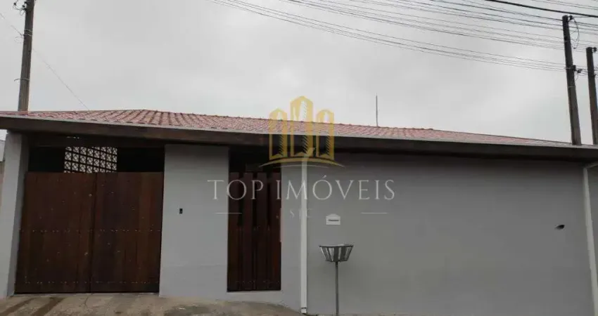 Lindissima casa com 3 Quartos sendo 1 suite no Torrao de Ouro