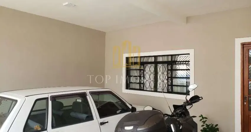 Casa terrea, dois dormitorios, duas vagas cobertas, Zona Sul
