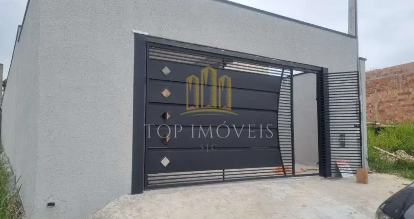 maravilhosa casa tres dormitorios suite e piscina no setville altos de sao Jose
