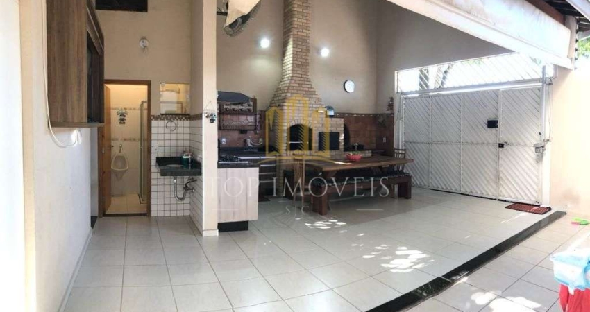 A casa que voce sempre sonhou... existe! Um lar encantador espera por voce na charmosa  Vila Branca!