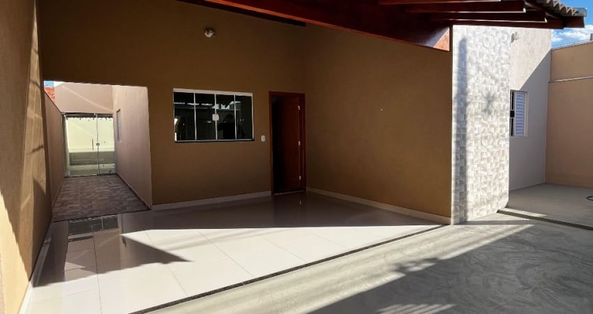 Casa com 3 quartos à venda na Rua Carlos Gomes, 1, Centro, Bady Bassitt