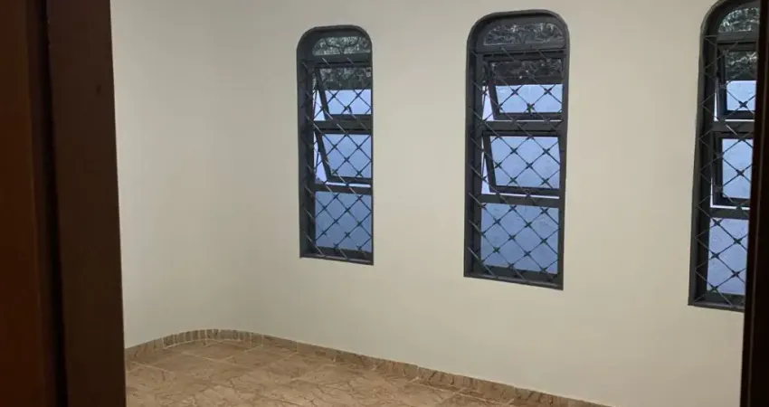 Casa com 3 quartos à venda na Rua Manoel Caparroz Lopes, 751, Jardim Caparroz, São José do Rio Preto