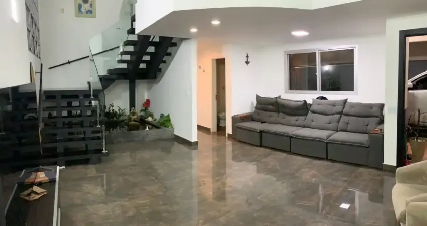 Casa com 4 quartos para alugar na Rua do Sossêgo, 209, Centro, Matinhos