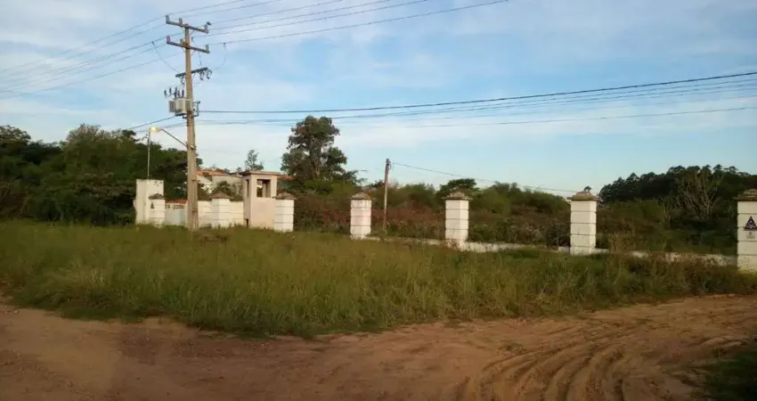 Terreno à venda na Avenida Silveira Martins, --, Salso de Baixo, Uruguaiana