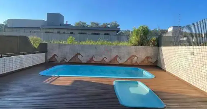 Apártamento central, conodomíno com piscina, 3 qts, 2 vagas