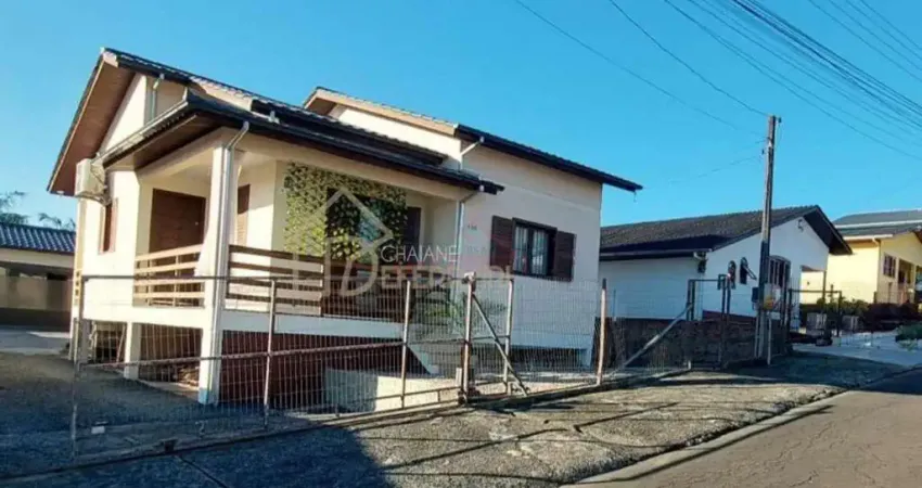 Casa com 3 quartos à venda na Rua Lindolfo Meira, --, Mineira Nova, Criciúma