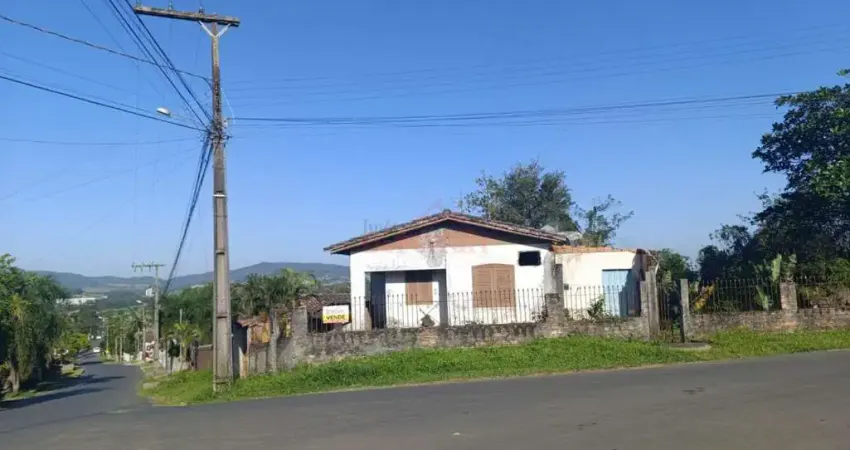 Casa com 3 quartos à venda na Rua Onofre Bernardino Lourenço, --, Metropol, Criciúma