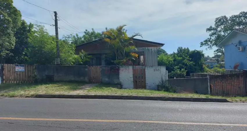 Casa à venda na Rua Antonio Vieira, --, Santo Antônio, Criciúma