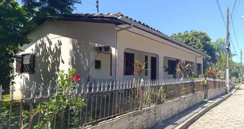 Casa com 3 quartos à venda na Reni Felisberto, --, Cidade Mineira Nova, Criciúma