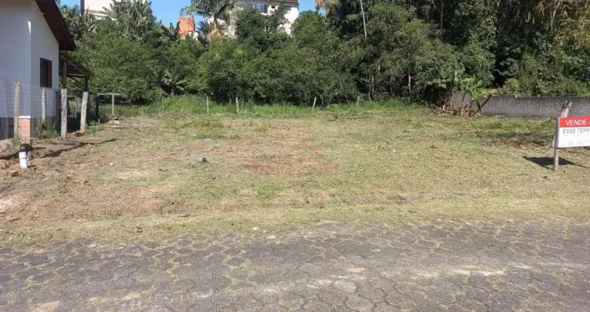 Terreno alto e plano, em ótima localização no b. são jorge em siderópolis