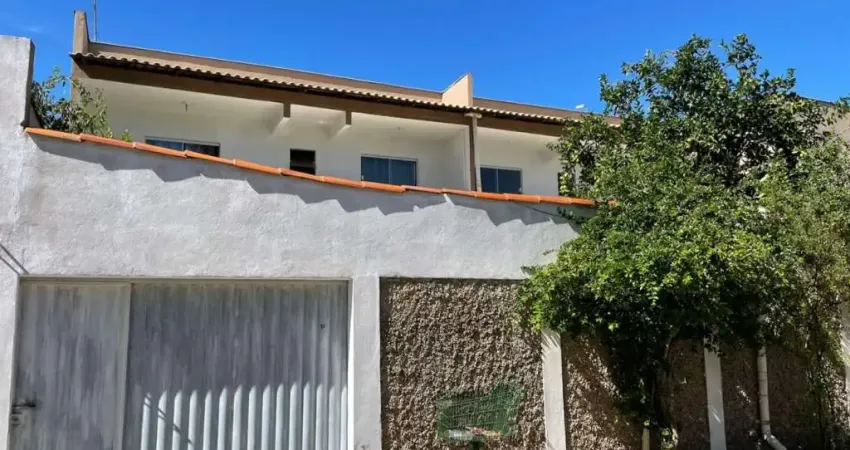 São 3 Casas Duplex à venda na Praia do Morro, Guarapari ES