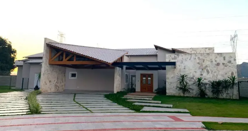 Casa à venda com altíssimo padrão no Condomínio Alphaville Jacuhy, Serra - ES.
