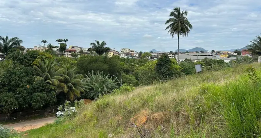 3 terrenos juntos, cada um por r$ 110 mil e 300 m2, sendo um lote de esquina.