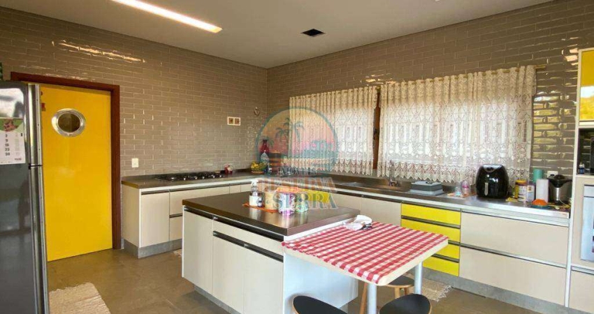 Casa no estilo colonial em um conceito moderno reserva da serra