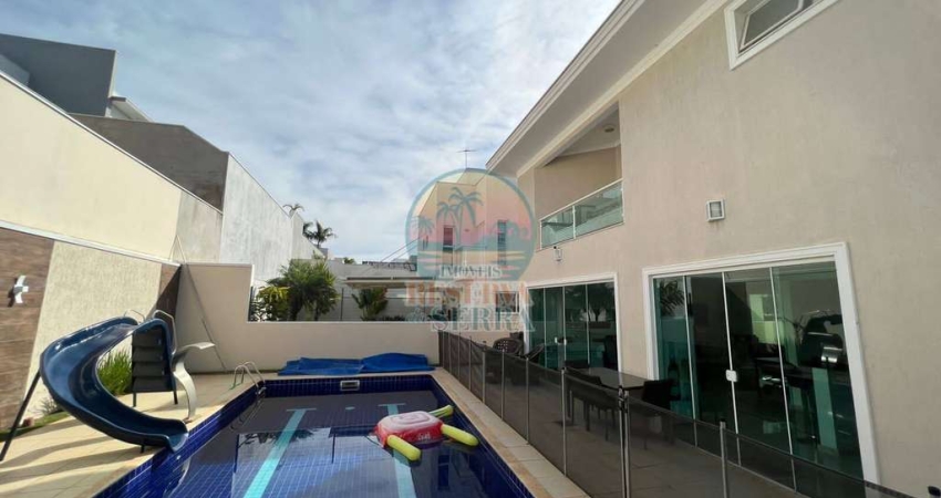 Sobrado com piscina a venda no condomínio Reserva da Serra