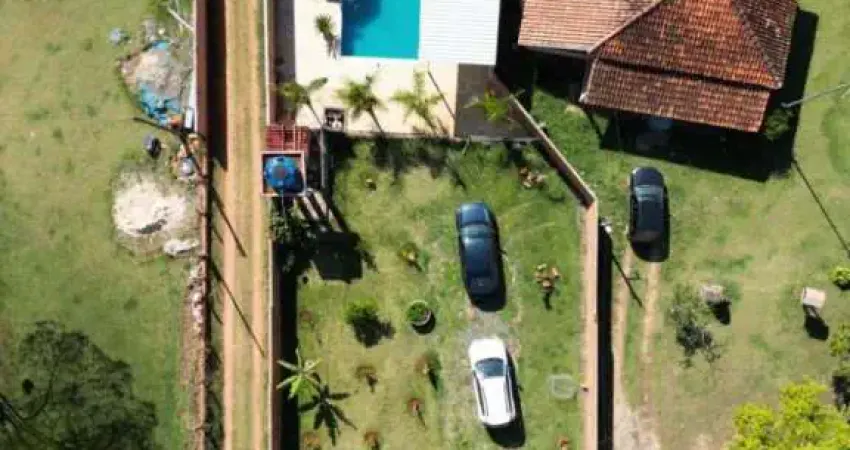 Chácara em Quadra, Cruz de Cedro/Troco (Casa, piscina)
