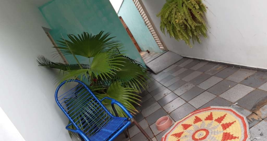 Casa em Tatuí (2 quartos, 1 suíte, edícula), bairro São Judas