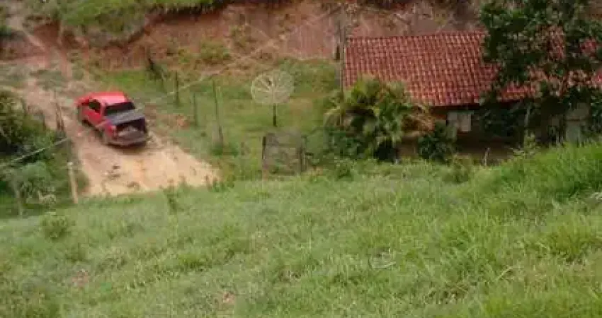 Sítio em Iporanga, 17,5 alqueires